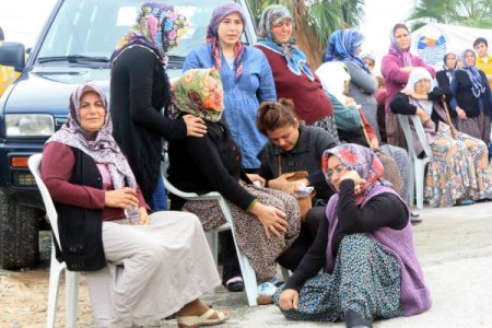 Mersinli şehidin evine ateş düştü