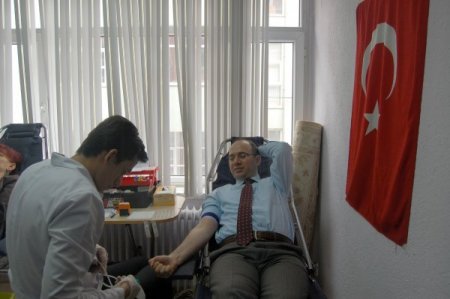 Merzifon protokolü kan bağışı kampanyasına destek verdi