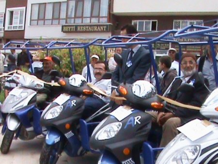 Merzifon’da 23 Engelliye Araç Dağıtıldı