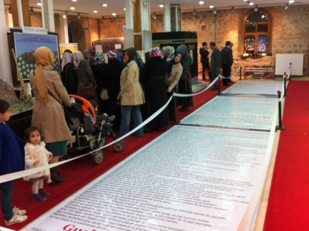 Merzifon’da sergilenen Sakal-ı Şerif'e yoğun ilgi