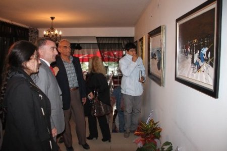 Merzuka Çelik kişisel sergisini açtı