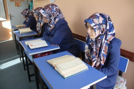 Mesai kısıtlaması kalktı, isteyene her saat Kur'an eğitimi veriliyor