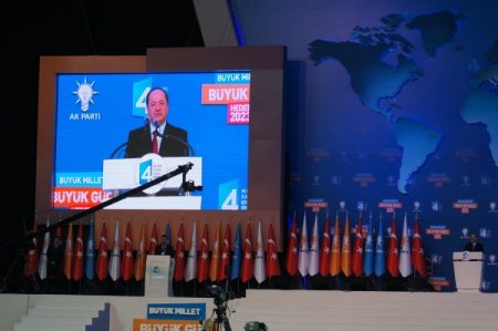 Meşal ve Barzani AK Parti Kongresi'nde konuştu