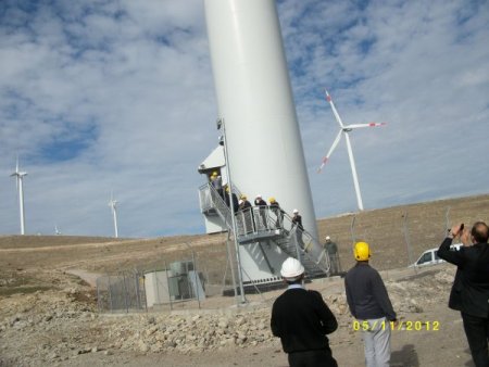 Meslek lisesi öğrencileri elektrik santrallerini yerinde inceledi