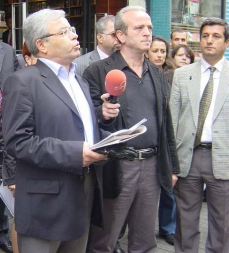 Meslektaşları, Eski Savcı Sacit Kayasu'nun Baroya Alınması İçin Dilekçe Verdi