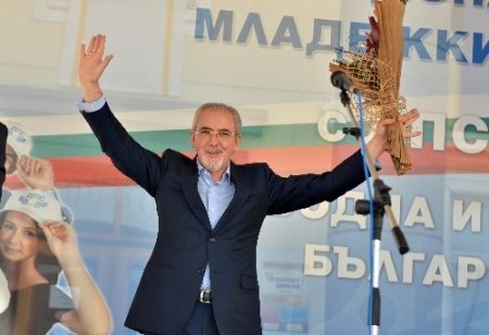 Mestan: İktidar ortağı olmazsak azınlıklar kendilerini rahat hissetmez