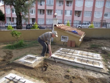 Metan Gazından Zehirlenen İşçilerden Biri Hayatını Kaybetti