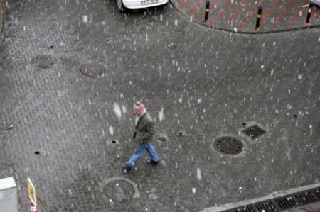 Meteorolojiden Kuvvetli Yağış, Rüzgar Ve Tipi Şeklinde Kar Uyarısı