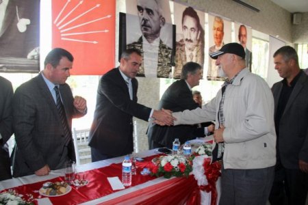 Metin Çelik: Yerel seçimlerde kapı kapı gezeceğiz