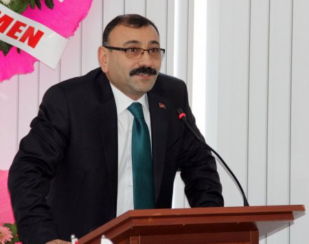 Metin Sinecek'e güven oyu