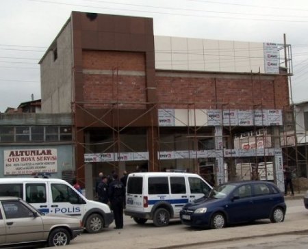 Metre nakil hattına temas etti, 34 bin voltluk akıma kapıldı