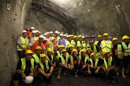Metro Tüneline Son Darbeyi Kadir Topbaş Vurdu