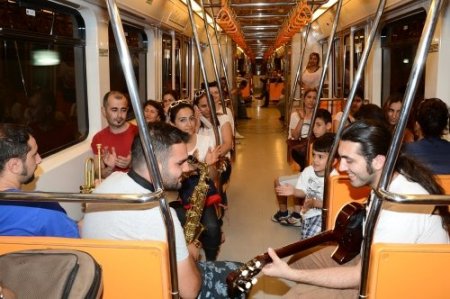 'Metroda Sanat' etkinliği Adanalıların yoğun ilgisini çekti