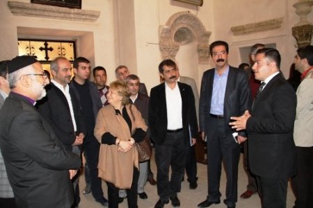 Metropolit Özmen: Çözüm sürecinde bölgedeki faili meçhullerde aydınlatılmalı