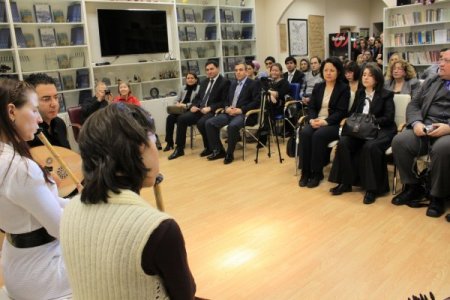 Mevlana gecesinde Rus ve Türkler birlikte ney üfledi