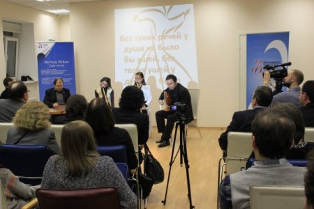 Mevlana gecesinde Rus ve Türkler birlikte ney üfledi