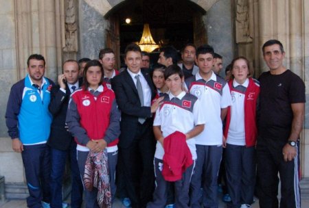 Mevlana’ya gittiler şampiyonluk için dua ettiler