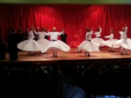 Mevleviler bu defa İzmirlileri coşturdu
