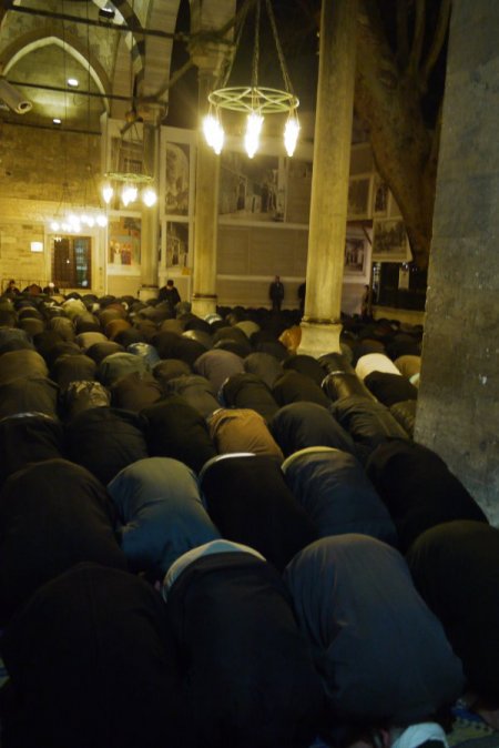 Mevlid Kandili'nde, Eyüp Sultan doldu taştı