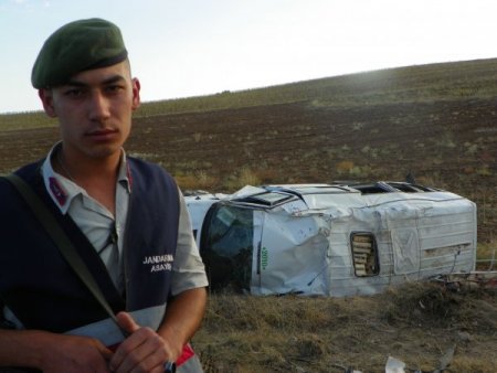 Mevsimlik işçiler kaza yaptı: 4 yaralı