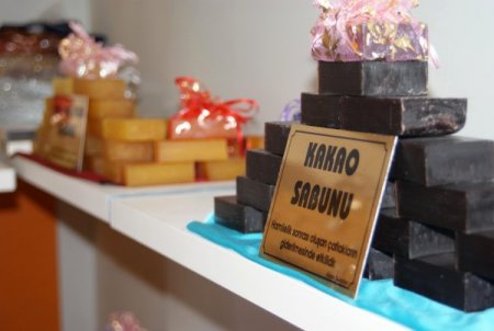 Meyvelerden yapılan organik sabunlar büyük ilgi görüyor