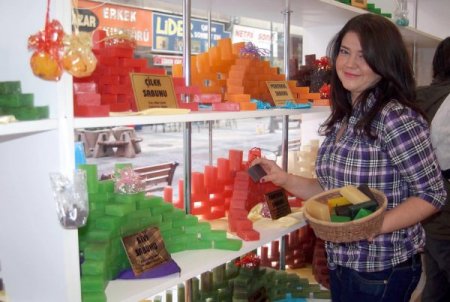 Meyvelerden yapılan organik sabunlar büyük ilgi görüyor