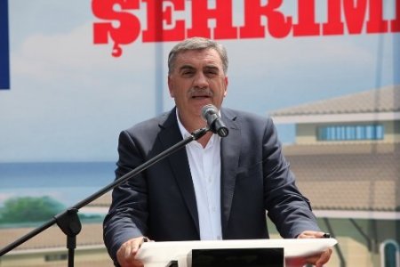 Mezunlar gününde yeni İHL'nin temeli atıldı