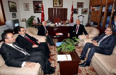 Mhp, Anayasa Değişikliğinin Bir Sonraki Dönemde Yapılmasını İstiyor