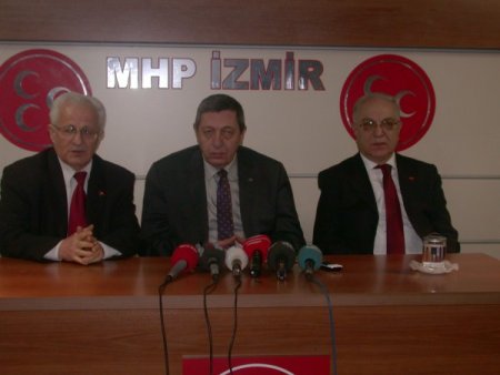 Mhp, Chp'nin 'Türkiyelilik' Üst Kimliği Tezini Eleştirdi