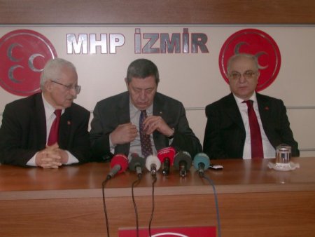 Mhp, Chp'nin 'Türkiyelilik' Üst Kimliği Tezini Eleştirdi