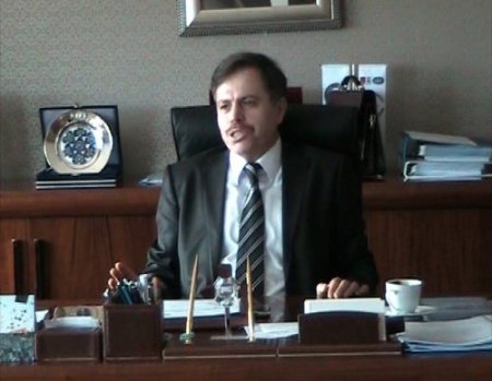 MHP, çözüm sürecine destek veren rektörü protesto etti