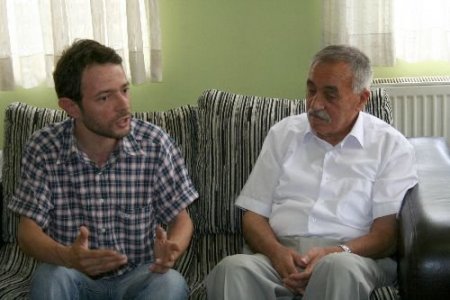 Mhp Bolu İl Başkanı Şatıroğlu: Yol Kenarına Asılan Afişlerle İlgili Suç Duyurusunda Bulunduk