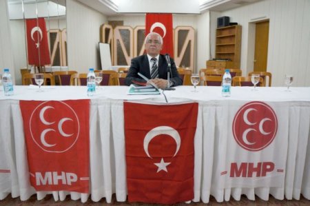 MHP kurultayında kurucular kurulu Koray Aydın'ı destekleyecek