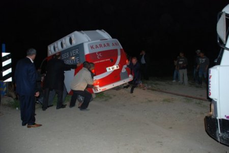 Mhp Lideri Bahçeli'nin Konvoyunda Kaza