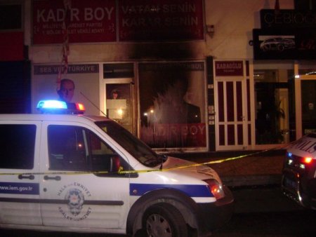Mhp Seçim Bürosuna Molotoflu Saldırı