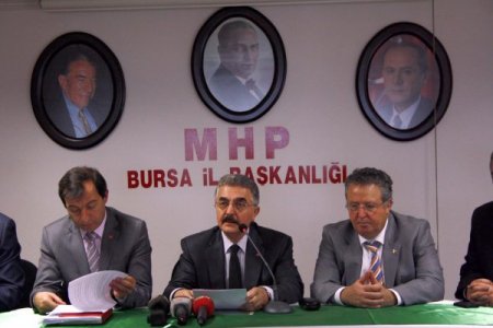 MHP'li Ataman: Başbakan'ın, dokunulmazlıklarla ilgili beyanı 'siyasi taktik'