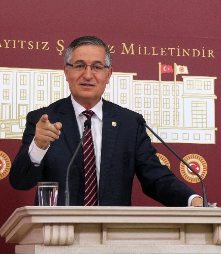 MHP’li Yeniçeri’den Arınç’a mehter tepkisi