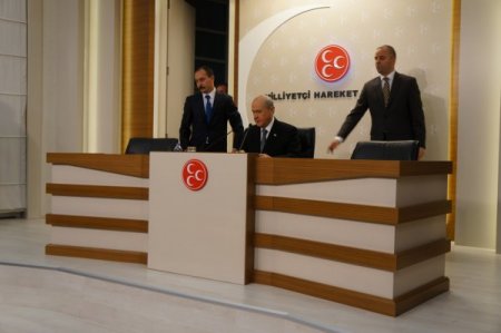 MHP'nin yeni yönetimi Bahçeli başkanlığında toplandı