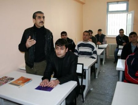 Midyat Cezaevi'nde Ygs Kursu Açıldı
