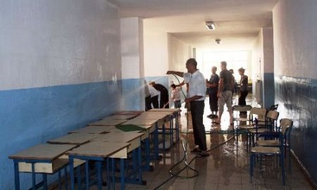 Midyat İmkb İlköğretim Okulu İdarecileri Okulu Tepeden Tırnağa Temizledi