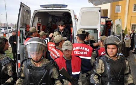 Midyat M Tipi Cezaevi’ndeki eylemciler açlık grevini bitirdi