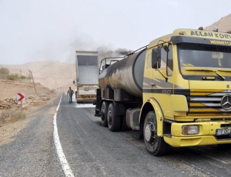 Midyat-Nusaybin karayolunda yapılan çalışma kazalara davetiye çıkarıyor