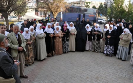 Midyatlı umre kafilesi dualarla uğurlandı