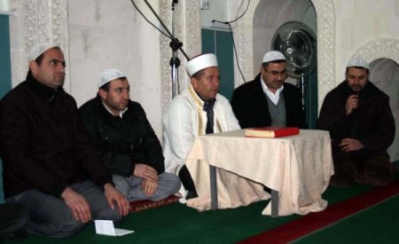 Midyatlılar Mevlit Kandili'nde Camilere Akın Etti