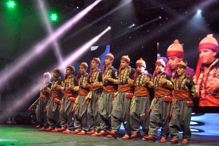 Midyat’ta kültür şenliği büyük ilgi gördü