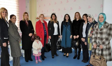 Midyat’ta protokol eşleri sağlık kontrolünden geçti