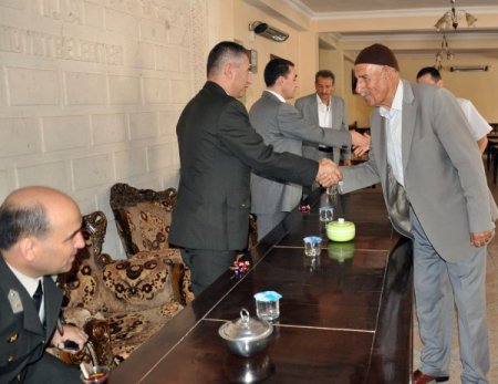 Midyat'ta Renkli Bayram Kutlaması