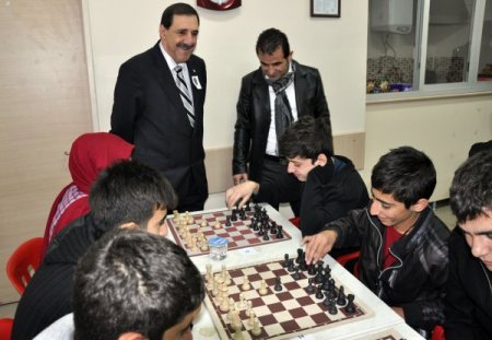 Midyat’ta satranç turnuvası başladı