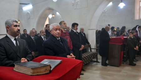 Midyat'ta Süryaniler, Noel Bayramı'nı kutladı