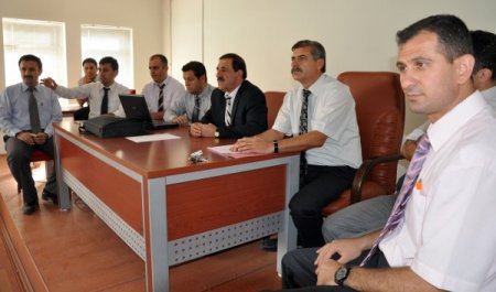 Midyat’ta ücretli öğretmenler için kura çekildi